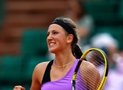 28圈-阿扎伦卡迎来十二赛季高光表现，湖人球迷沸腾！的简单介绍