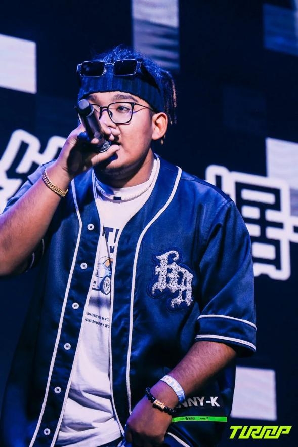 美式橄榄球比赛视频全程回放 美式橄榄球比赛视频全程回放