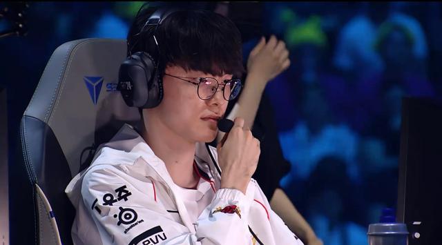 Faker回归赛场,连败首场状态亮眼,西班牙队观众沸腾!的简单介绍 Faker回归赛场,连败首场状态亮眼,西班牙队观众沸腾!的简单介绍