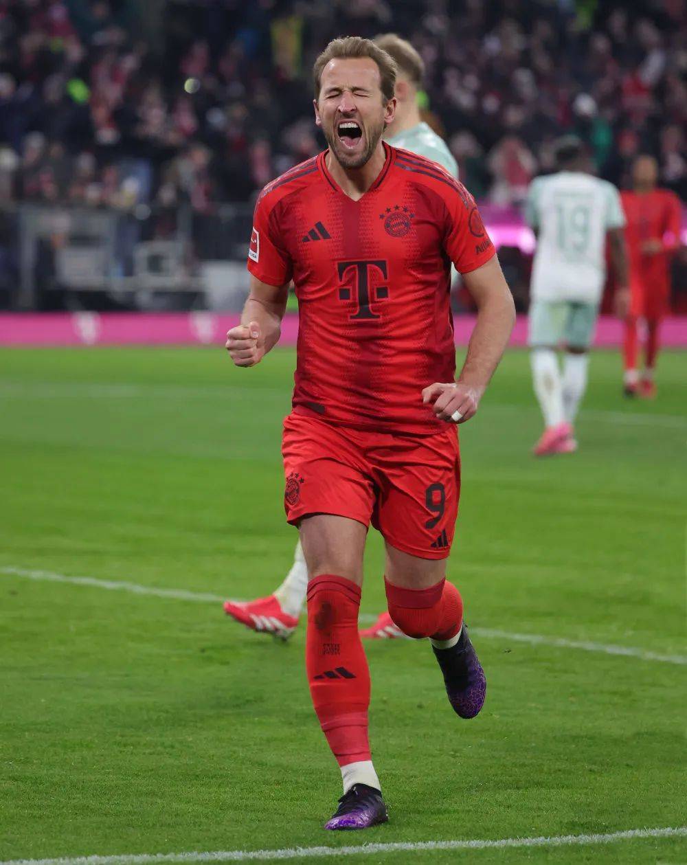 关于凯恩在中国队比赛中精彩发挥，大胜引发热议！的信息